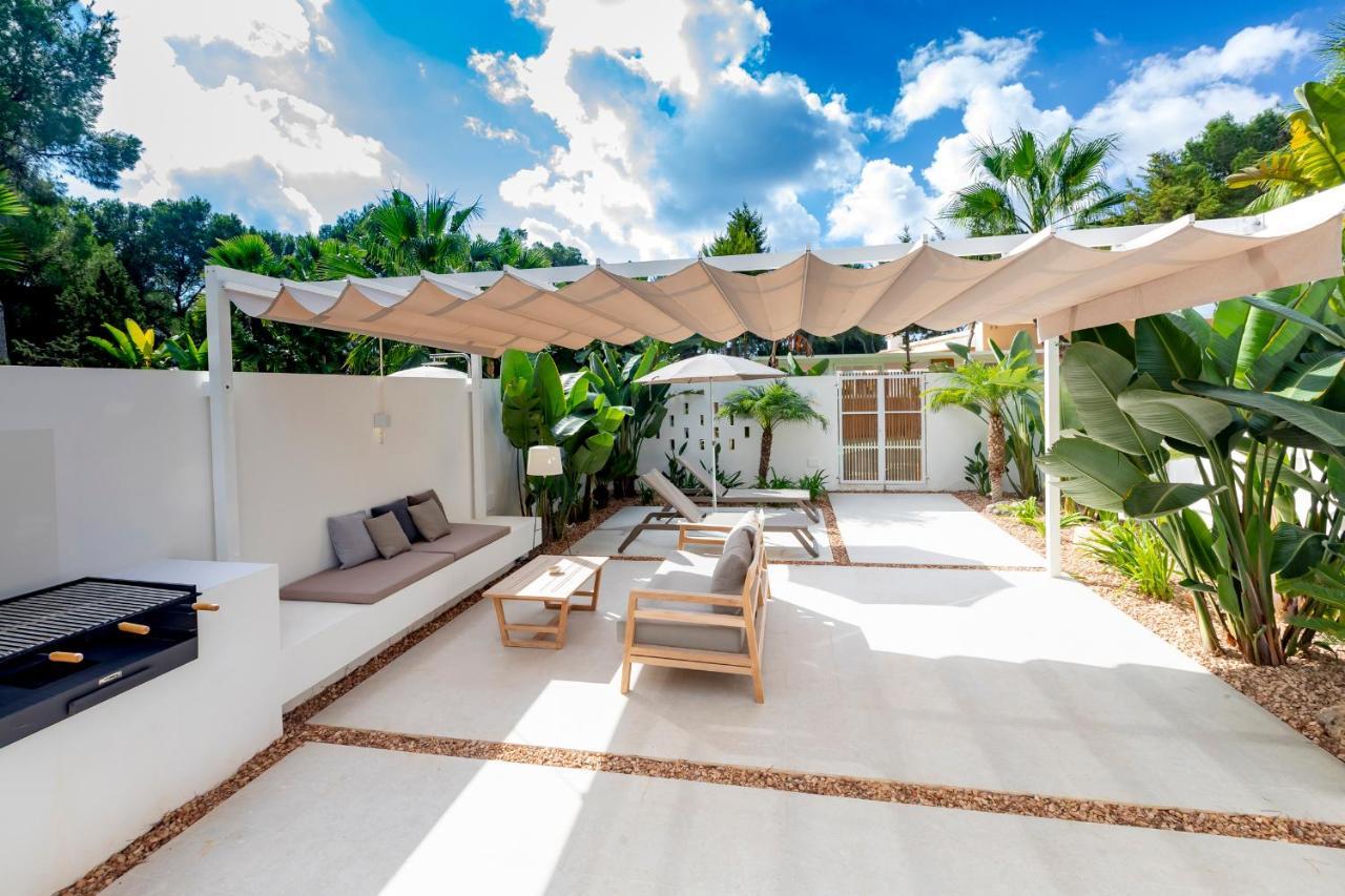 Ses Eufabietes Apartments & Restaurant Playa Migjorn Exterior photo