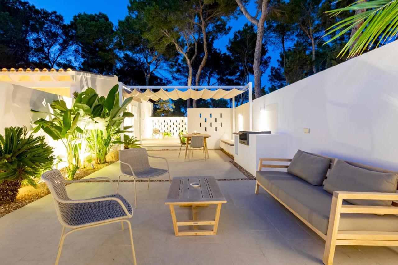 Ses Eufabietes Apartments & Restaurant Playa Migjorn Exterior photo