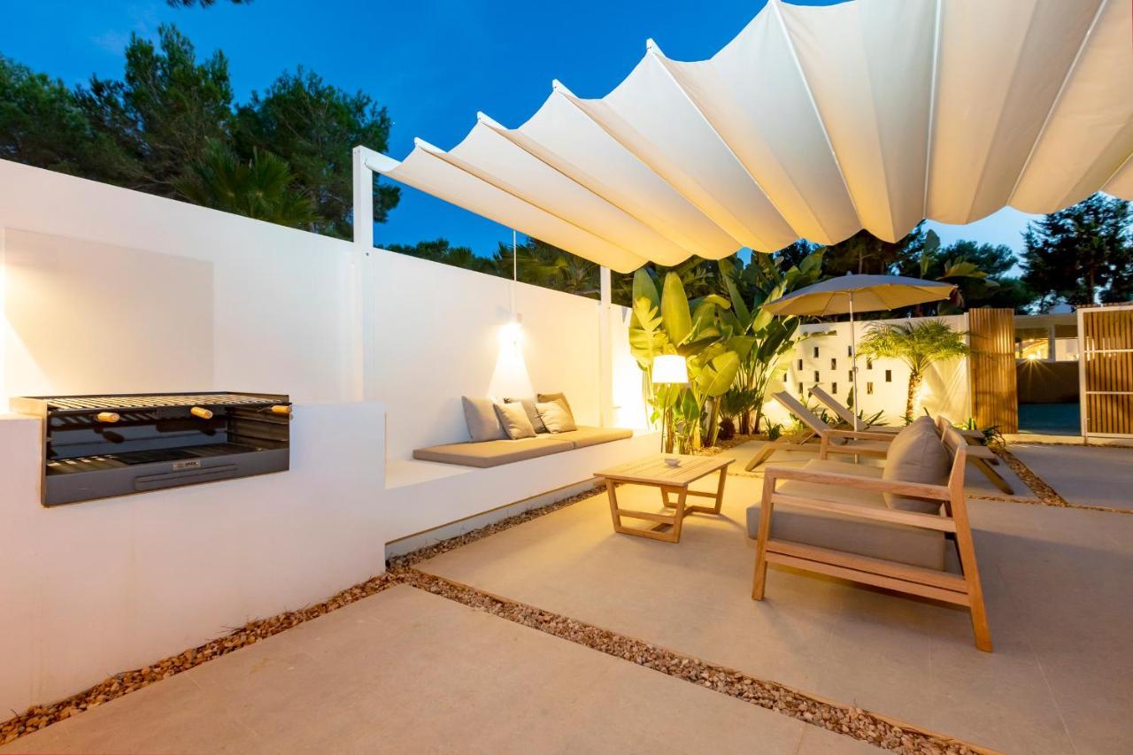 Ses Eufabietes Apartments & Restaurant Playa Migjorn Exterior photo