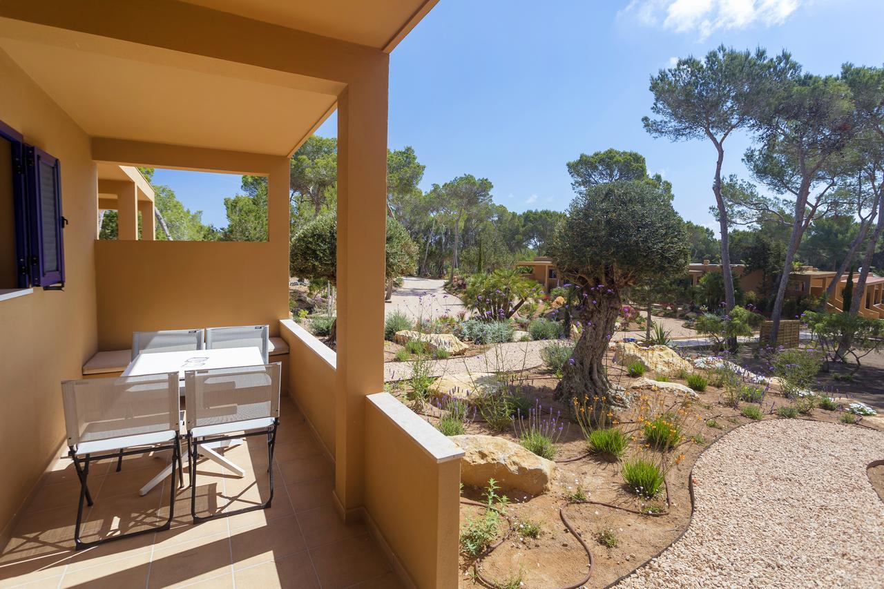 Ses Eufabietes Apartments & Restaurant Playa Migjorn Exterior photo